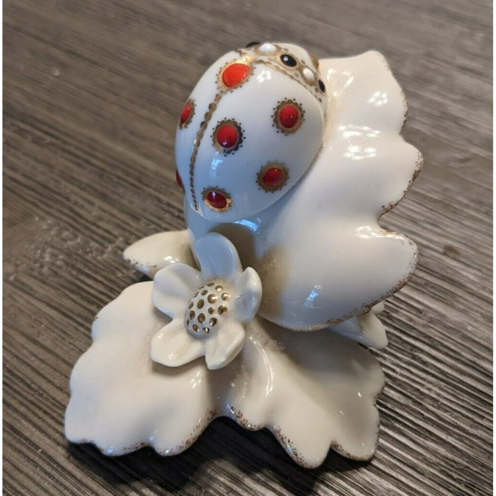 Lenox China Treasures "Secret Garden Ladybug" Figurine flowers EUC HTF